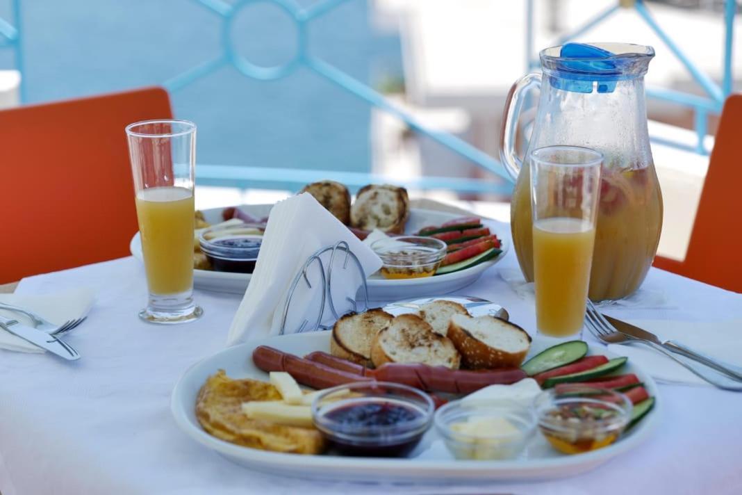Blue Heaven Hotel Sarandë Eksteriør bilde