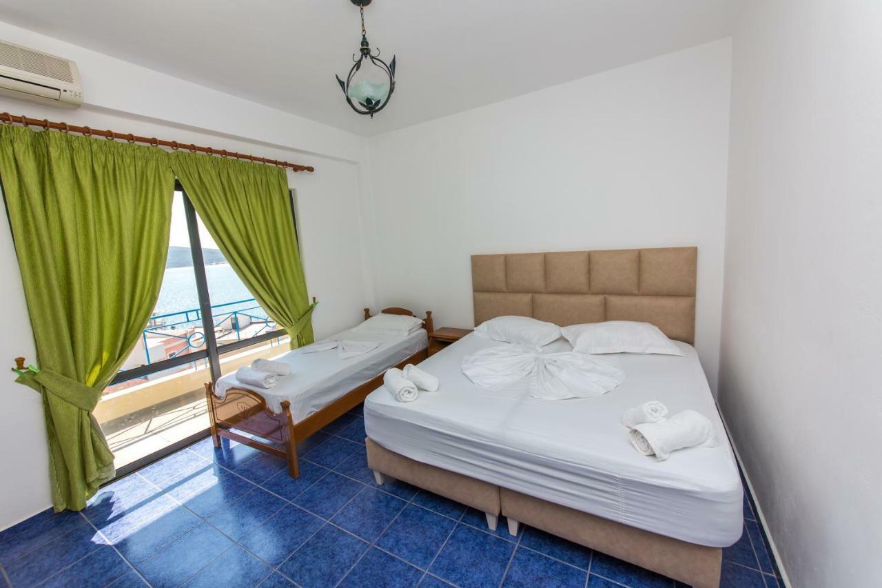Blue Heaven Hotel Sarandë Eksteriør bilde