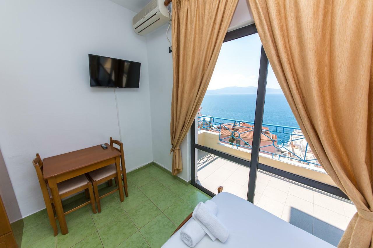 Blue Heaven Hotel Sarandë Eksteriør bilde